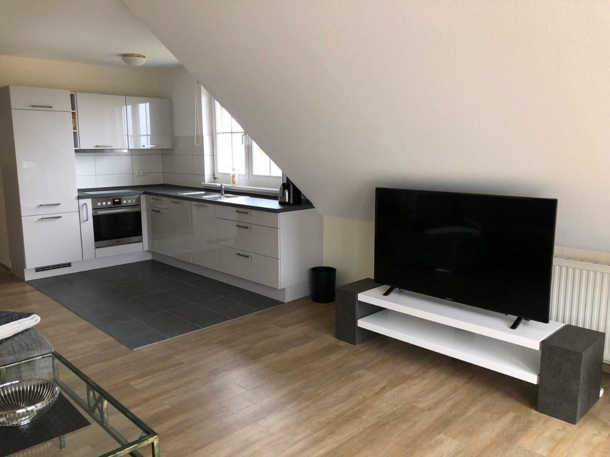 Ferienwohnung "Kranich" Im Ferien-Resort Ruegen Sagard Bagian luar foto